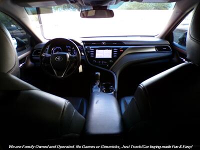 2019 Toyota Camry SE   - Photo 29 - Mesa, AZ 85202