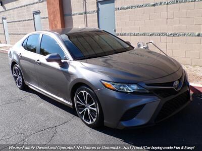 2019 Toyota Camry SE   - Photo 1 - Mesa, AZ 85202