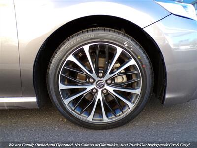 2019 Toyota Camry SE   - Photo 41 - Mesa, AZ 85202