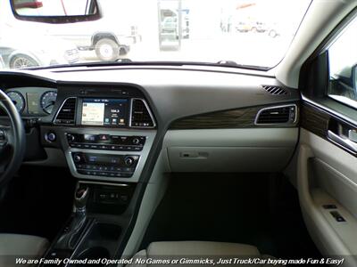 2017 Hyundai Sonata Limited - Photo 33 - Mesa, AZ 85202