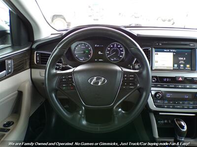 2017 Hyundai Sonata Limited - Photo 12 - Mesa, AZ 85202
