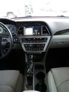 2017 Hyundai Sonata Limited - Photo 35 - Mesa, AZ 85202