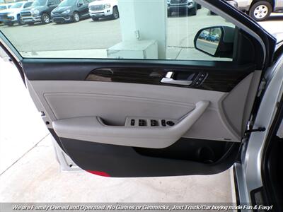 2017 Hyundai Sonata Limited - Photo 11 - Mesa, AZ 85202