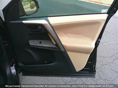 2013 Toyota RAV4 XLE   - Photo 30 - Mesa, AZ 85202