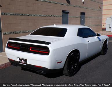 2016 Dodge Challenger R/T   - Photo 7 - Mesa, AZ 85202