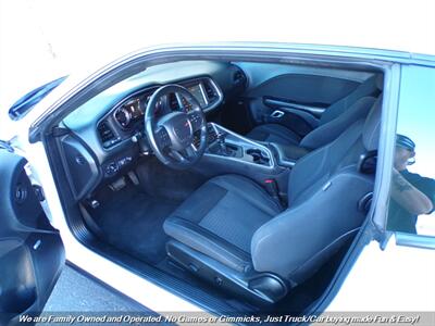 2016 Dodge Challenger R/T   - Photo 14 - Mesa, AZ 85202