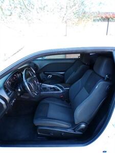 2016 Dodge Challenger R/T   - Photo 15 - Mesa, AZ 85202