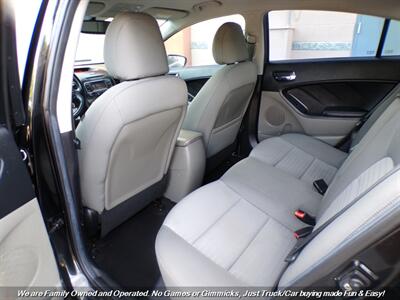 2014 Kia Forte EX   - Photo 17 - Mesa, AZ 85202