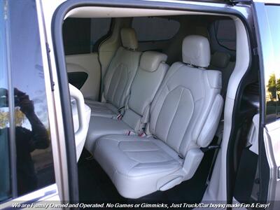 2017 Chrysler Pacifica Touring-L Plus   - Photo 21 - Mesa, AZ 85202