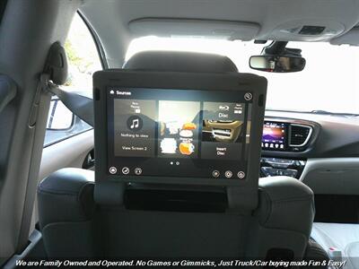 2017 Chrysler Pacifica Touring-L Plus   - Photo 37 - Mesa, AZ 85202