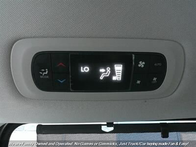 2017 Chrysler Pacifica Touring-L Plus   - Photo 36 - Mesa, AZ 85202