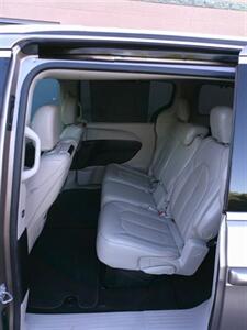 2017 Chrysler Pacifica Touring-L Plus   - Photo 20 - Mesa, AZ 85202