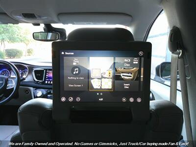 2017 Chrysler Pacifica Touring-L Plus   - Photo 39 - Mesa, AZ 85202