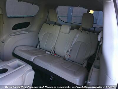 2017 Chrysler Pacifica Touring-L Plus   - Photo 23 - Mesa, AZ 85202