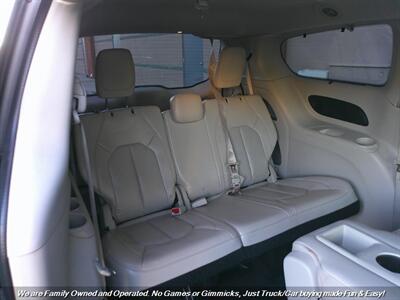 2017 Chrysler Pacifica Touring-L Plus   - Photo 25 - Mesa, AZ 85202
