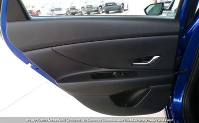 2021 Hyundai ELANTRA SEL   - Photo 13 - Mesa, AZ 85202