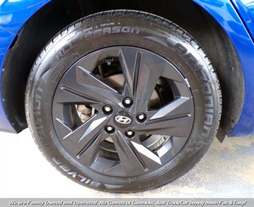 2021 Hyundai ELANTRA SEL   - Photo 37 - Mesa, AZ 85202