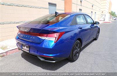 2021 Hyundai ELANTRA SEL   - Photo 6 - Mesa, AZ 85202
