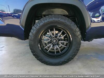 2022 Toyota Tundra SR5   - Photo 53 - Mesa, AZ 85202