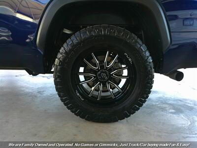 2022 Toyota Tundra SR5   - Photo 51 - Mesa, AZ 85202