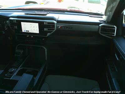 2022 Toyota Tundra SR5   - Photo 35 - Mesa, AZ 85202