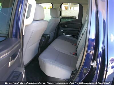 2022 Toyota Tundra SR5   - Photo 19 - Mesa, AZ 85202