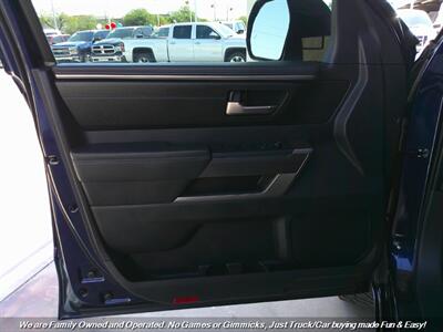 2022 Toyota Tundra SR5   - Photo 13 - Mesa, AZ 85202