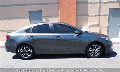 2024 Kia Forte LXS   - Photo 6 - Mesa, AZ 85202