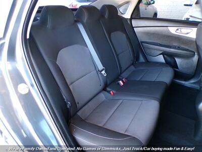 2024 Kia Forte LXS   - Photo 20 - Mesa, AZ 85202