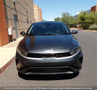2024 Kia Forte LXS   - Photo 2 - Mesa, AZ 85202