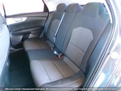 2024 Kia Forte LXS   - Photo 19 - Mesa, AZ 85202