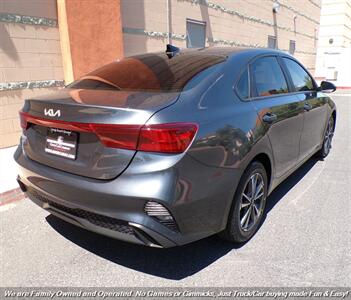 2024 Kia Forte LXS   - Photo 5 - Mesa, AZ 85202