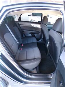 2024 Kia Forte LXS   - Photo 21 - Mesa, AZ 85202