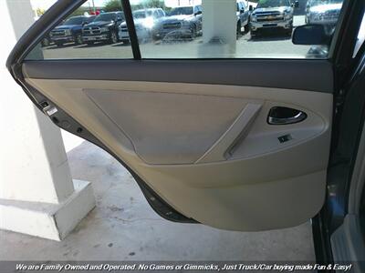 2010 Toyota Camry LE   - Photo 17 - Mesa, AZ 85202
