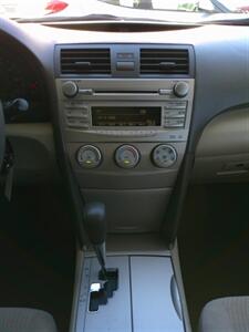 2010 Toyota Camry LE   - Photo 33 - Mesa, AZ 85202
