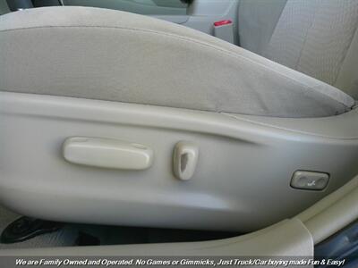2010 Toyota Camry LE   - Photo 16 - Mesa, AZ 85202