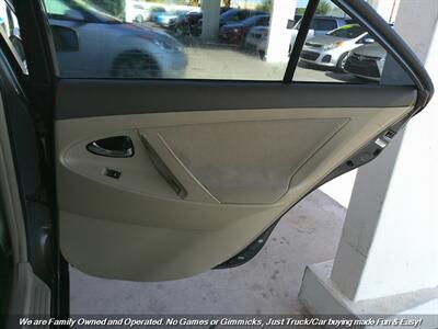 2010 Toyota Camry LE   - Photo 25 - Mesa, AZ 85202