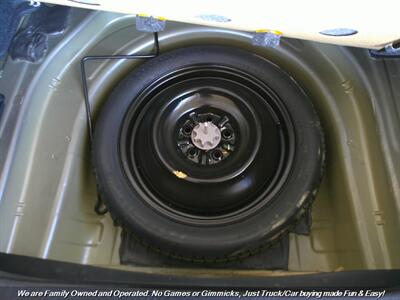 2010 Toyota Camry LE   - Photo 39 - Mesa, AZ 85202