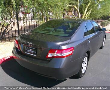 2010 Toyota Camry LE   - Photo 6 - Mesa, AZ 85202