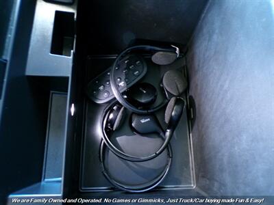 2018 Chevrolet Suburban LT   - Photo 46 - Mesa, AZ 85202