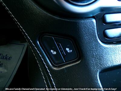 2018 Chevrolet Suburban LT   - Photo 44 - Mesa, AZ 85202