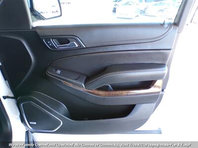 2018 Chevrolet Suburban LT   - Photo 31 - Mesa, AZ 85202