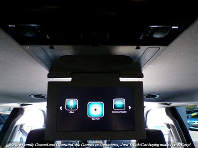 2018 Chevrolet Suburban LT   - Photo 33 - Mesa, AZ 85202