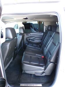 2018 Chevrolet Suburban LT   - Photo 18 - Mesa, AZ 85202