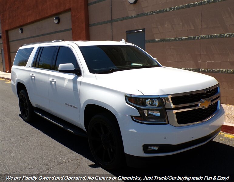 2018 Chevrolet Suburban LT   - Photo 1 - Mesa, AZ 85202