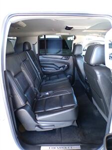 2018 Chevrolet Suburban LT   - Photo 24 - Mesa, AZ 85202