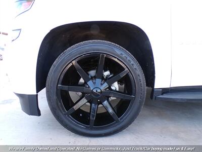 2018 Chevrolet Suburban LT   - Photo 62 - Mesa, AZ 85202