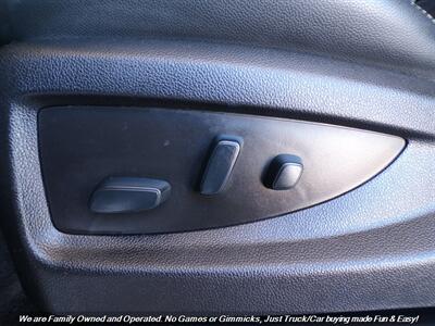 2018 Chevrolet Suburban LT   - Photo 15 - Mesa, AZ 85202