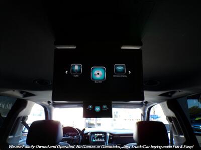2018 Chevrolet Suburban LT   - Photo 34 - Mesa, AZ 85202