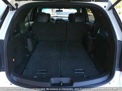 2015 Ford Explorer XLT   - Photo 10 - Mesa, AZ 85202